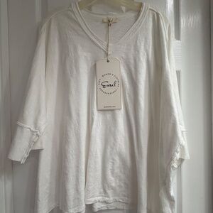 New Easel Oversized 3/4 Sleeve Top V Neck Pullover T-Shirt White Size Small